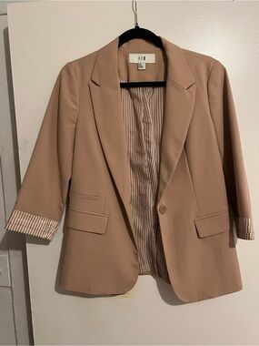 Forever 21 Beige Taupe Cropped Sleeve Blazer